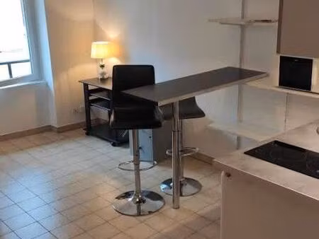 studio meublé
