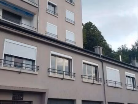 loue grand studio tulle idéal etudiant