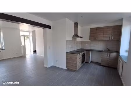 maison 3 chambres jardin terrasse parking
