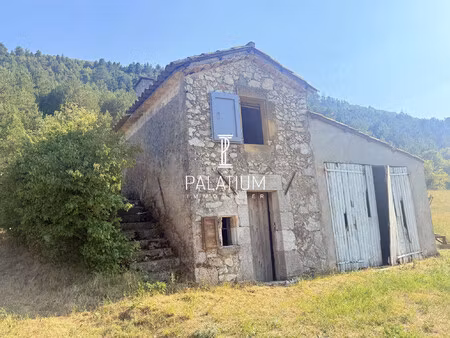 cabanon à rénover avec vue exceptionnelle sur la citadelle de