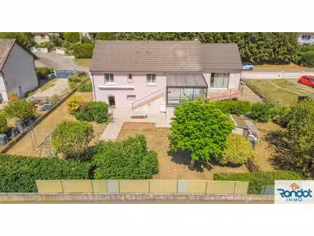 maison 9 pieces / 5 chambres / environ 166m2 / parcelle 897m2