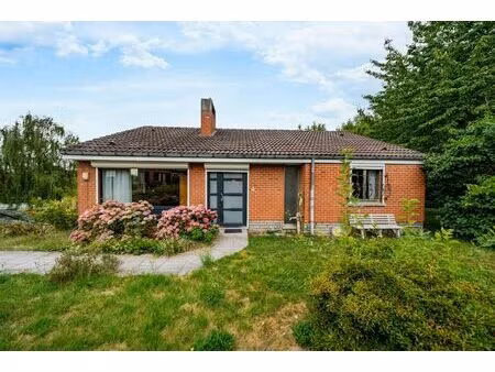 bungalow à vendre à rue des merles 2 soignies (vbe51337)