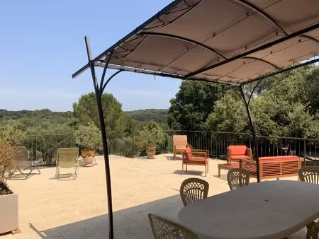 belle bastide au calme et sa vue imprenable !