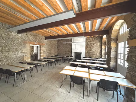 vente local commercial 1 pièce  124.51m²  nantes