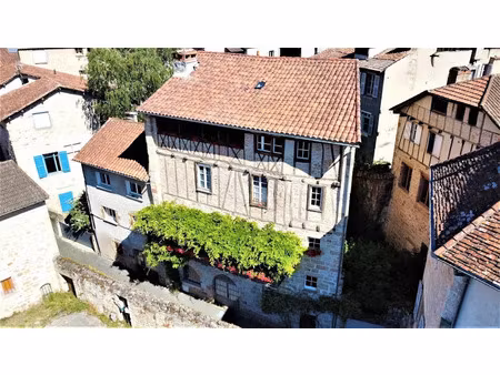 vente immeuble 10 pièces 350 m² à figeac (46100)  519 750 €