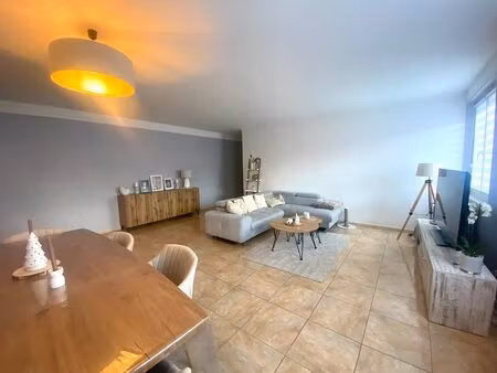 immeuble à vendre - 2 appartements t4 de 120m2 - aire sur l'adour (40)