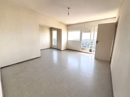 vente appartement 4 pièces 76 m² à le mée-sur-seine (77350)  108 500 €