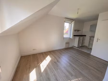 vente appartement 1 pièce 24.22 m² à saint-rémy-lès-chevreuse (78470)  115 000 €