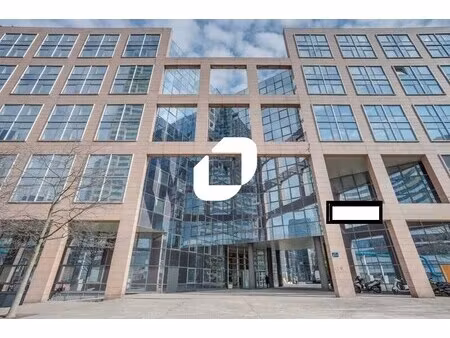 location bureaux 1 541 m² à 4 697 m²