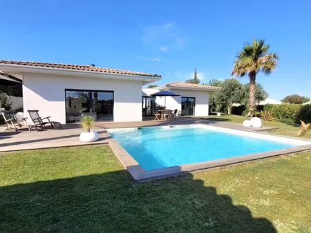 villa saint jean de vedas 165 m² avec vue et sans vis à vis