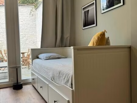 appartement en colocation à rue de la meuse molenbeek-saint-jean (vbe52173)