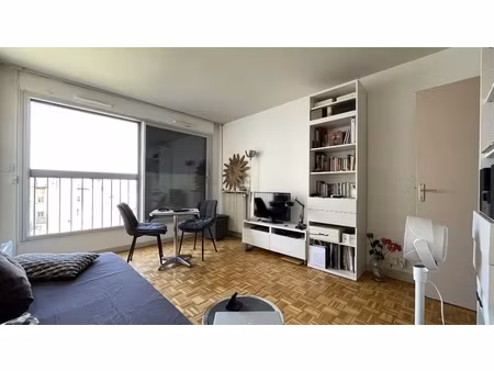 appartement 1 pièce - 25 m²