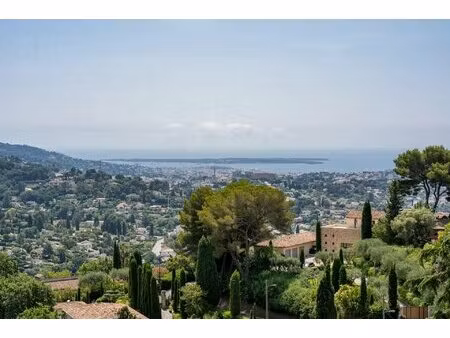 à vendre – coeur de mougins village - ensemble unique de deux maisons avec vue mer
