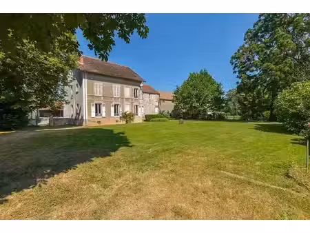 vente maison 7 pièces 361.9 m² à saint-germain-lès-corbeil (91250)  495 000 €
