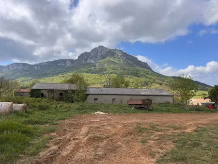 vente propriété 2 pièces 100 m² à bugarach (11190)  95 000 €