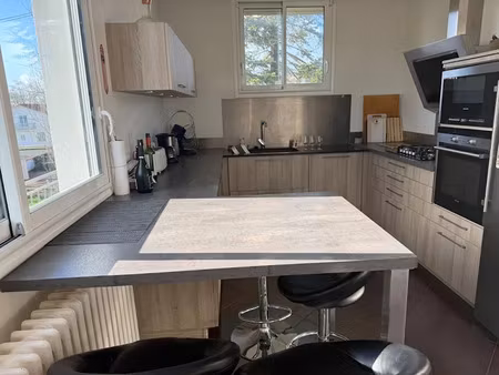 vente maison 5 pièces 96 m² à la crèche (79260)  222 538 €