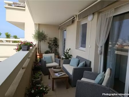 bel appartement 4 pièces avec terrasse  de 80m² 13014 marseille
