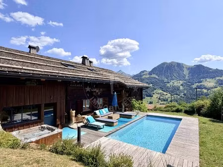 ferme manigodine d’exception de 1800 – 380 m² habitables – terrain de 3 000 m² – vue panor