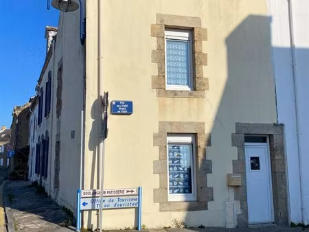 maison en pierre - coeur de bourg