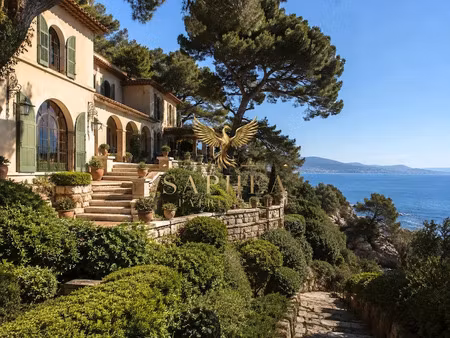 vente maison 7 pièces 300 m² à toulon (83000)  3 000 000 €