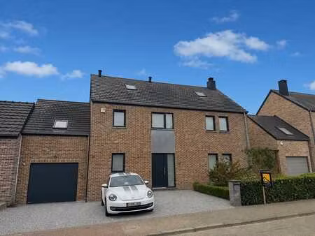 marbais - splendide maison construite en 2014
