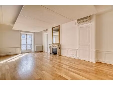 bureau 225 m² - rue royale