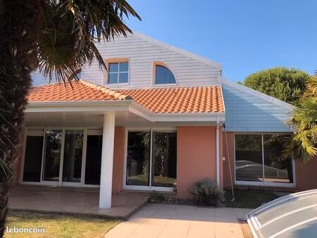 spacieuse villa familiale avec piscine à 800 mètres de la plage - la baule