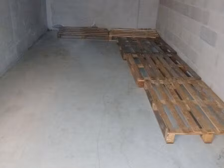 box garage