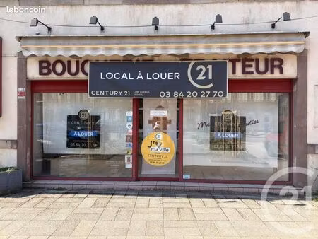 local 249 m²