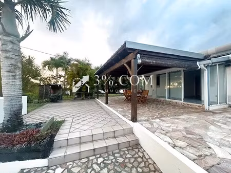 vente maison 6 pièces 70 m² à sainte rose (97439)  320 000 €