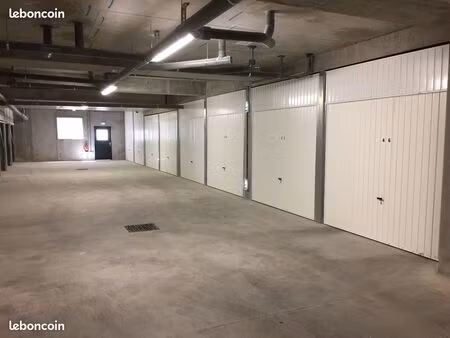 garage / box individuel fermé 13 26 m2 proche oullins centre