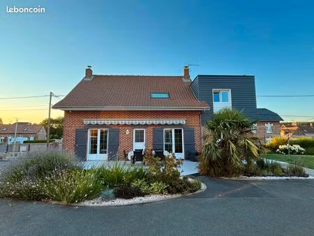 maison et piscine