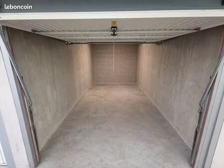 garage/box sécurisé à vendre en sous sol - 15m² - vénissieux village