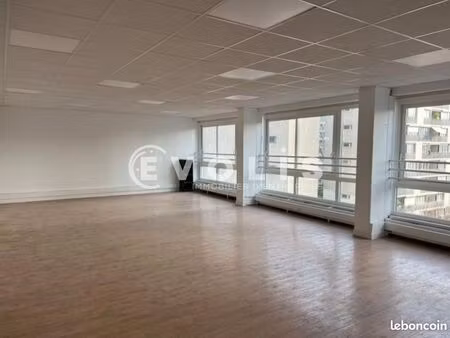 bureau 108 m²