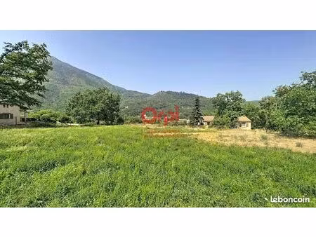 terrain 2 050 m² sahorre