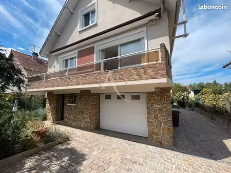maison 5 pièces 90 m²