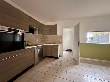 appartement 3 pièces 64 m²