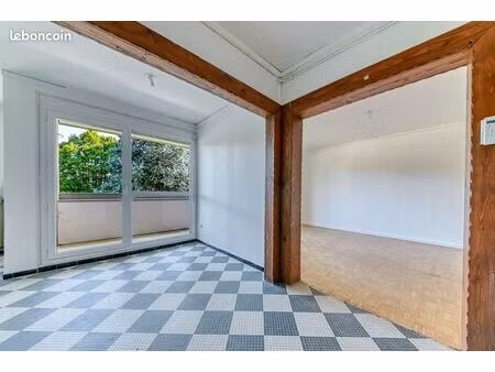 appartement 4 pièces 82 m²