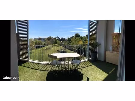 très bel appartement 2 chambres sur les hauteurs de sainte marthe