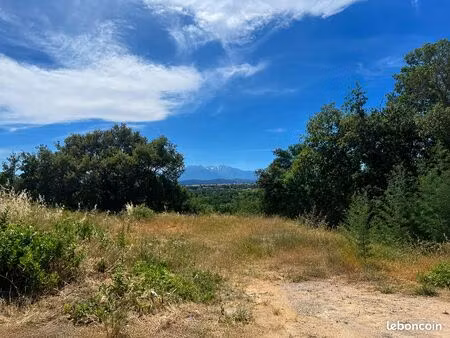 terrain 4 faces 385 m² – vue canigou