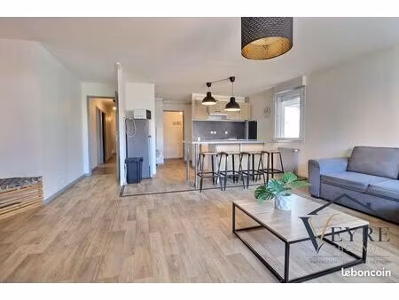 appartement 5 pièces 93 m²