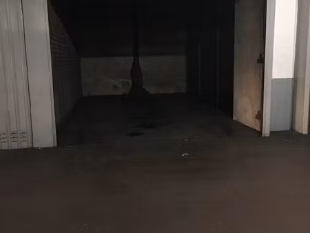 box parking