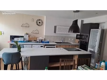 maison de bourg meublée – 90 m² – 3 chambres – disponible le 15 août