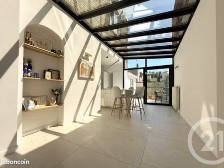 maison 5 pièces 187 m²