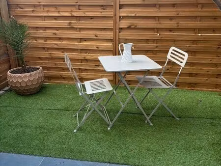 t2 meublé 48m2 + terrasse