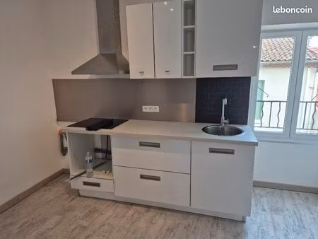 beau t2 de 50 m² centre ville eyragues