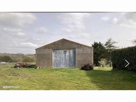 hangar a réhabiliter