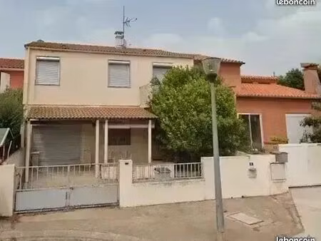 7 pièces . 140m2. thuir 66300