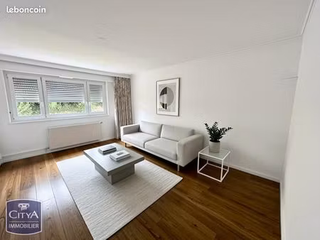 appartement 3 pièces 74 m²