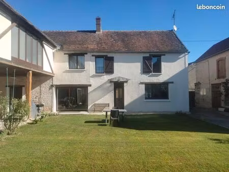 propriété 5 pièces 216 m²